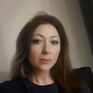 Meet your Posher, Evelyn